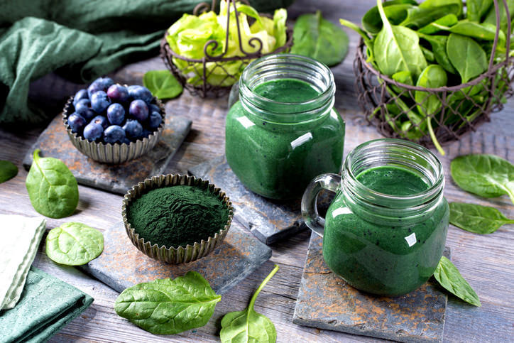 Smoothie vert aux algues